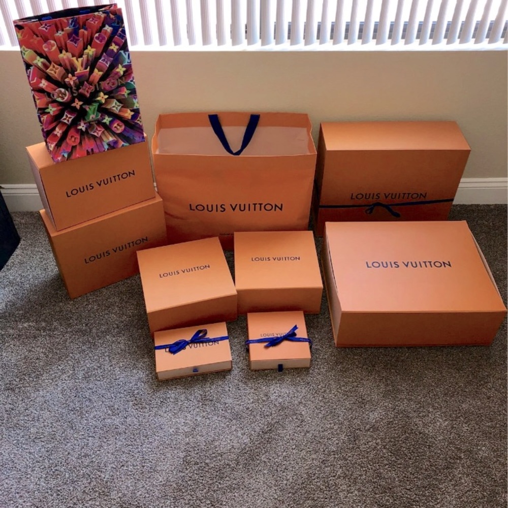 Louis Vuitton Boxs & shoping bags bundle